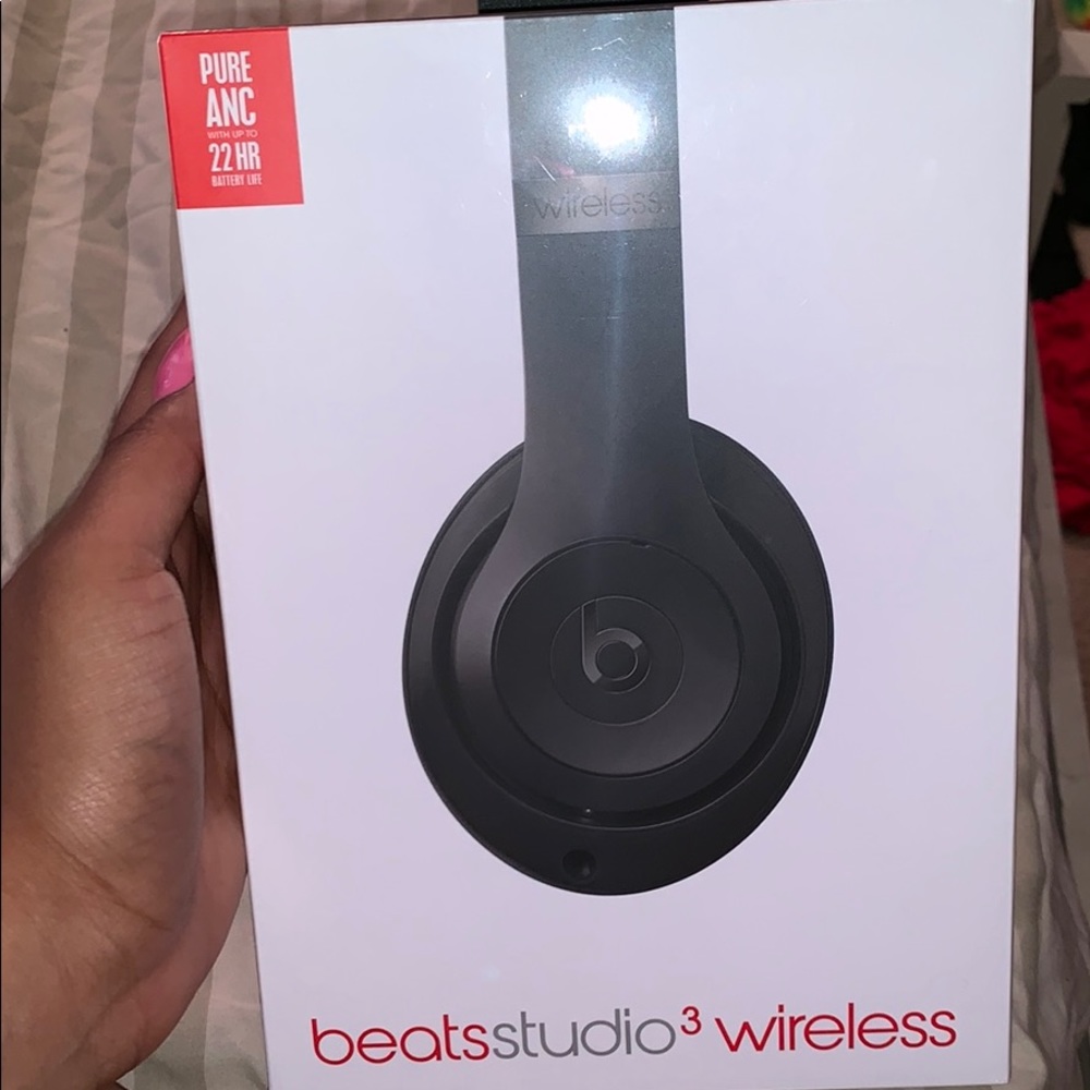 Beats headphones wireless!
